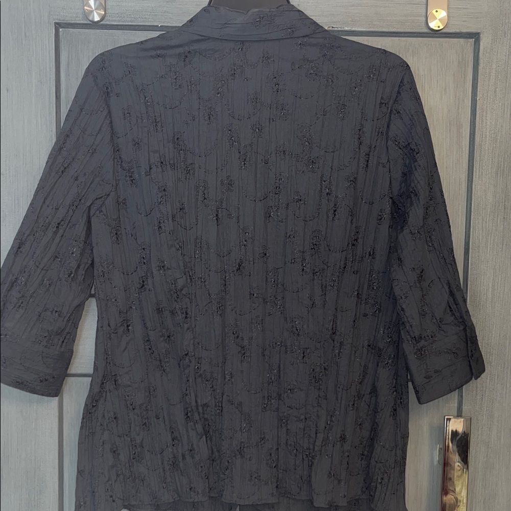 St. John's Bay 2X Black Button-Down Shirt w/ Ruffle Detail, casual, plus - Picture 7 of 7